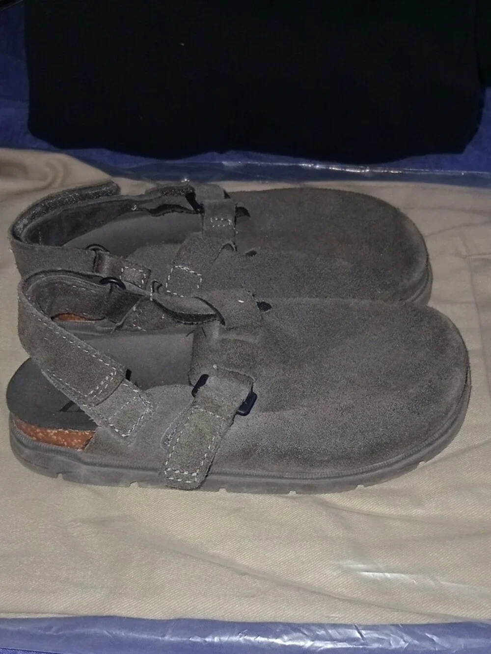 Zara Kids Suede Sandals in Dark Gray